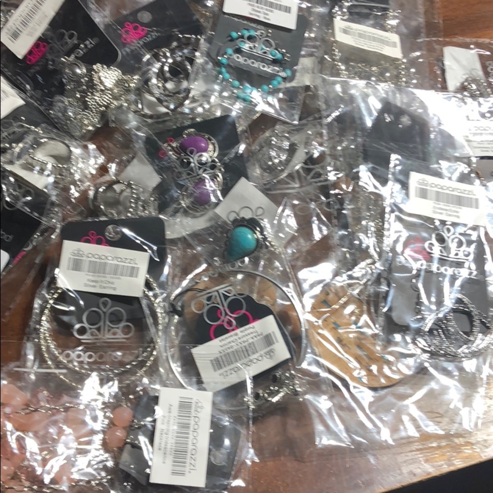 New Paparazzi lot 23 pieces